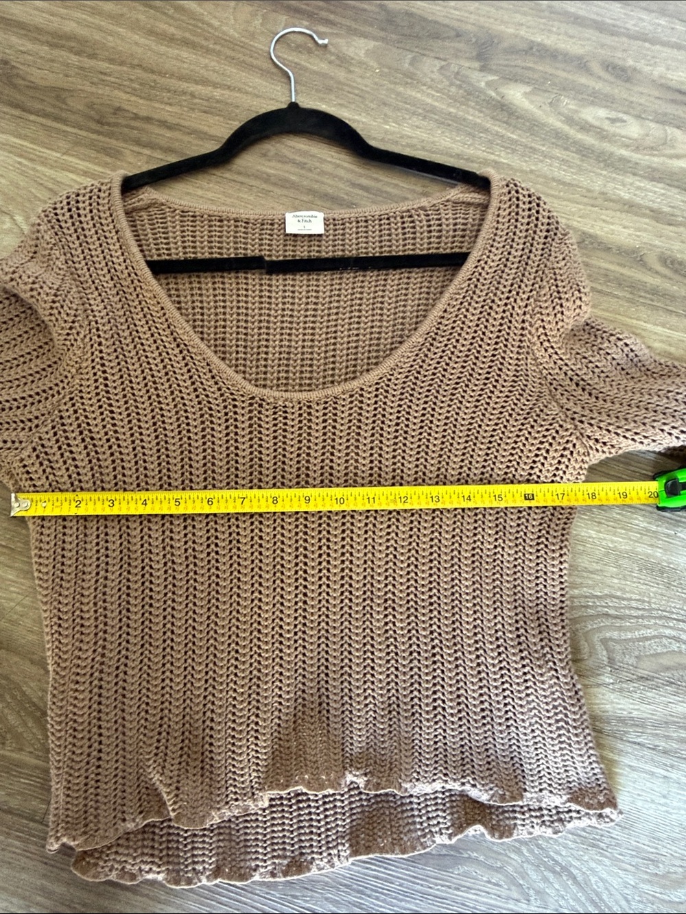 Abercrombie & Fitch Cropped Crochet Knit Sweater Size: L - Picture 6 of 6
